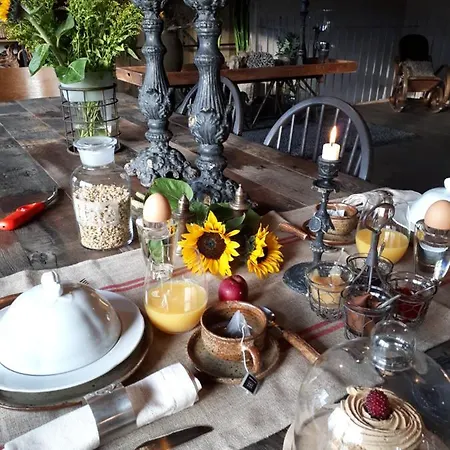 Le Hangar Des Voyageurs Petit-Halleux