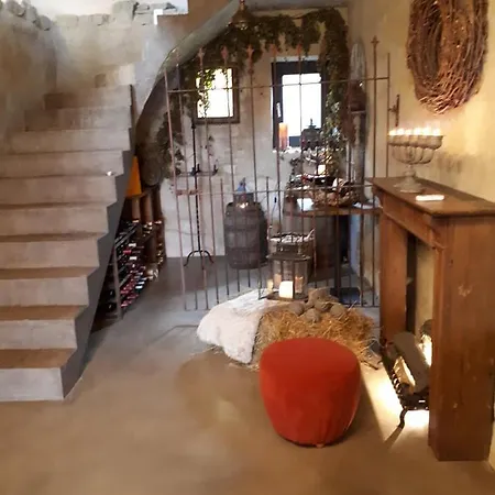 Le Hangar Des Voyageurs לינה וארוחת בוקר